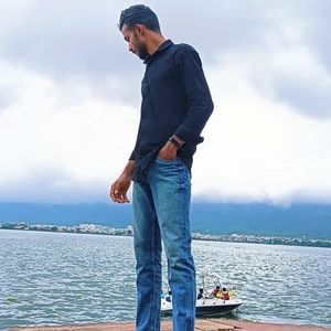 Meet your Posher, Sameer